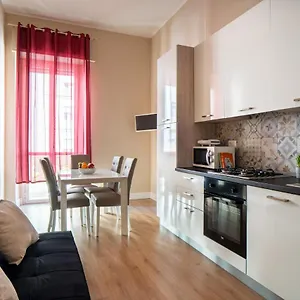 Casa Trust , Cagliari Italia