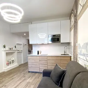 Marghera35 Apartment: stile e comodità in centro , Milano Italia