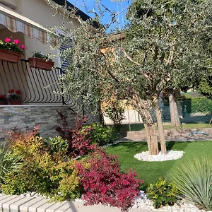 Rozafa , Peschiera del Garda Italia