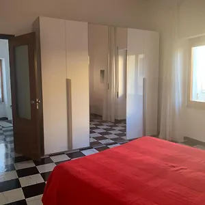Laura's House , Cagliari Italia